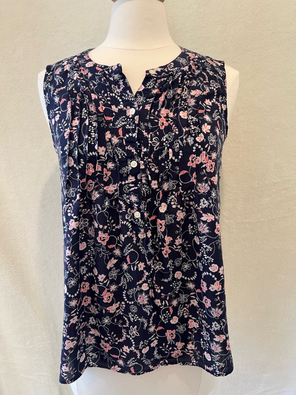GAP Sleeveless Navy Floral Button-Front Top